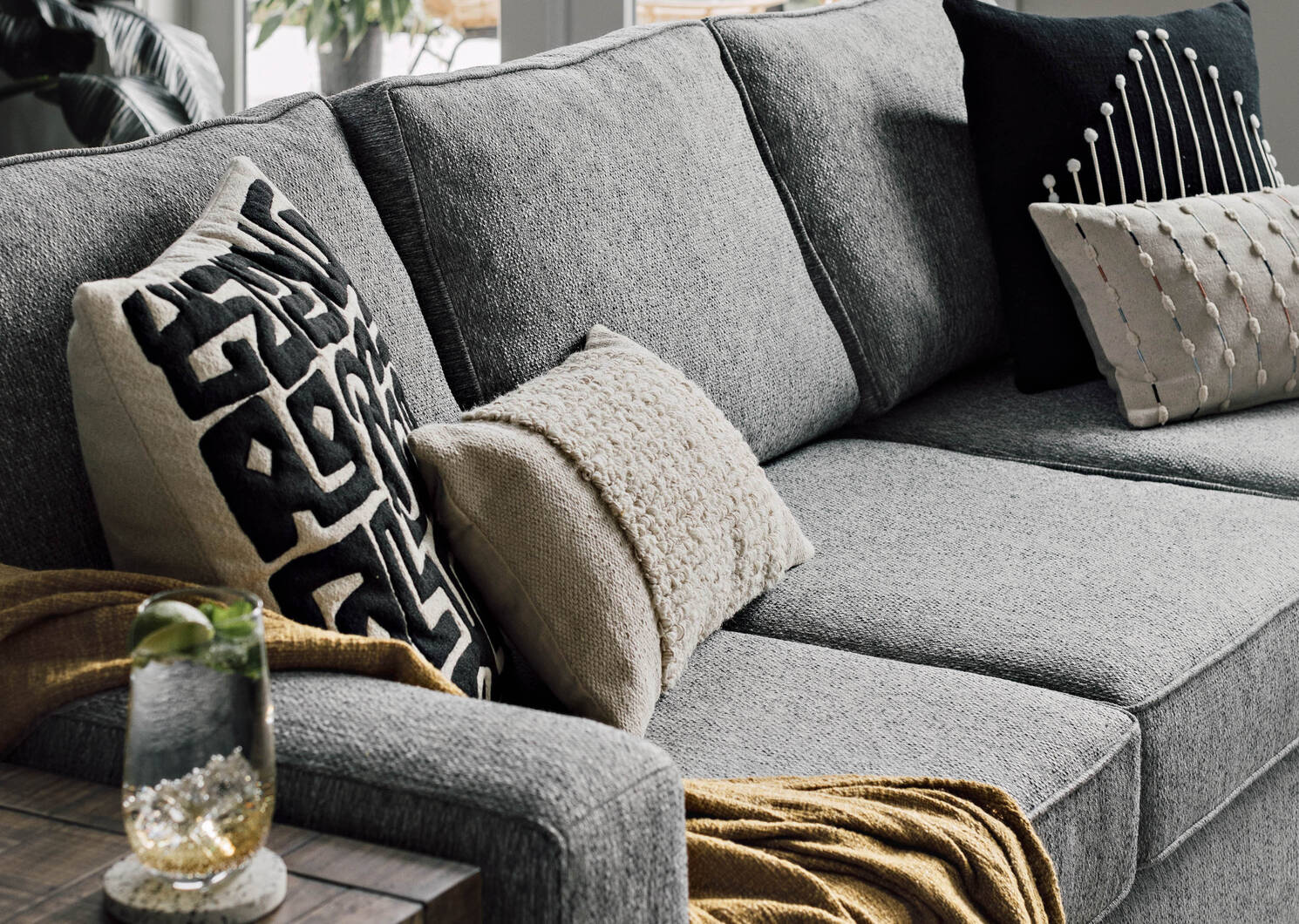 urban barn manhattan sofa