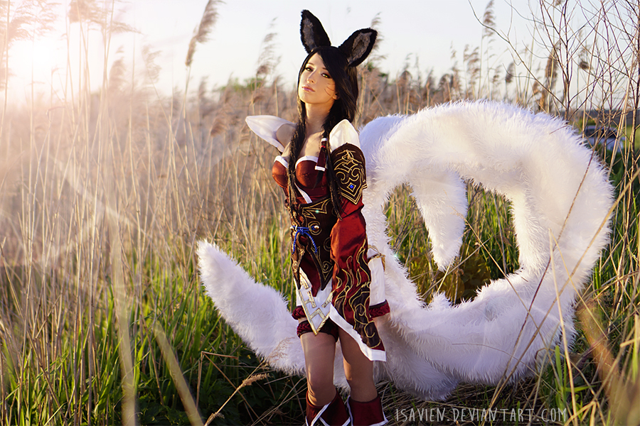 new dawn ahri cosplay