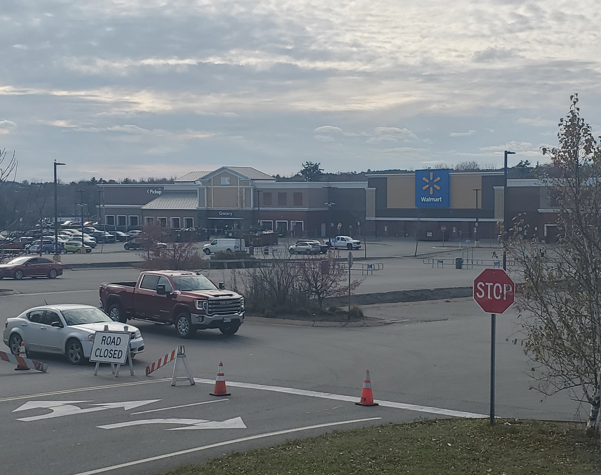 is bangor walmart open