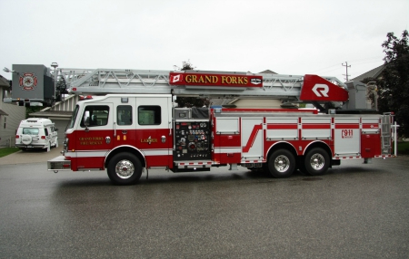 grand forks fire department