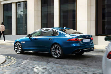 jaguar xf photo gallery