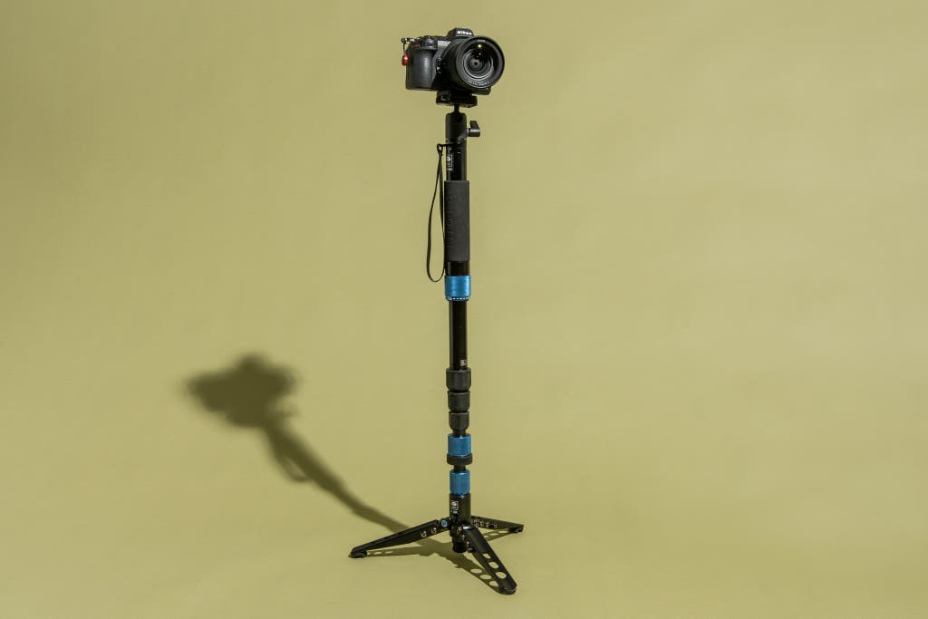 best lightweight camera tripod