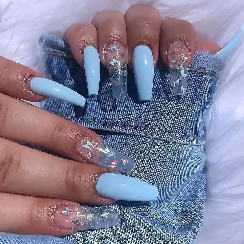 blue acrylic nails