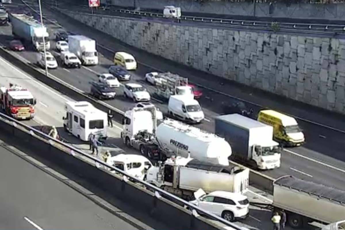 fatality on monash freeway today