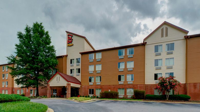 red roof inn plus