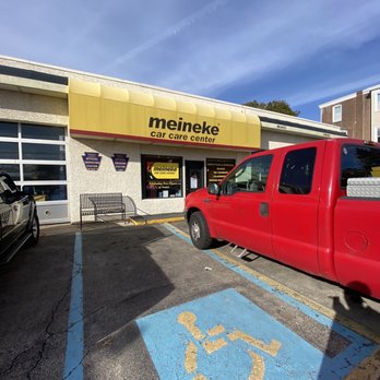 meineke roxborough