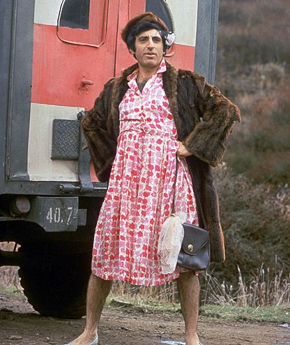 klinger from mash