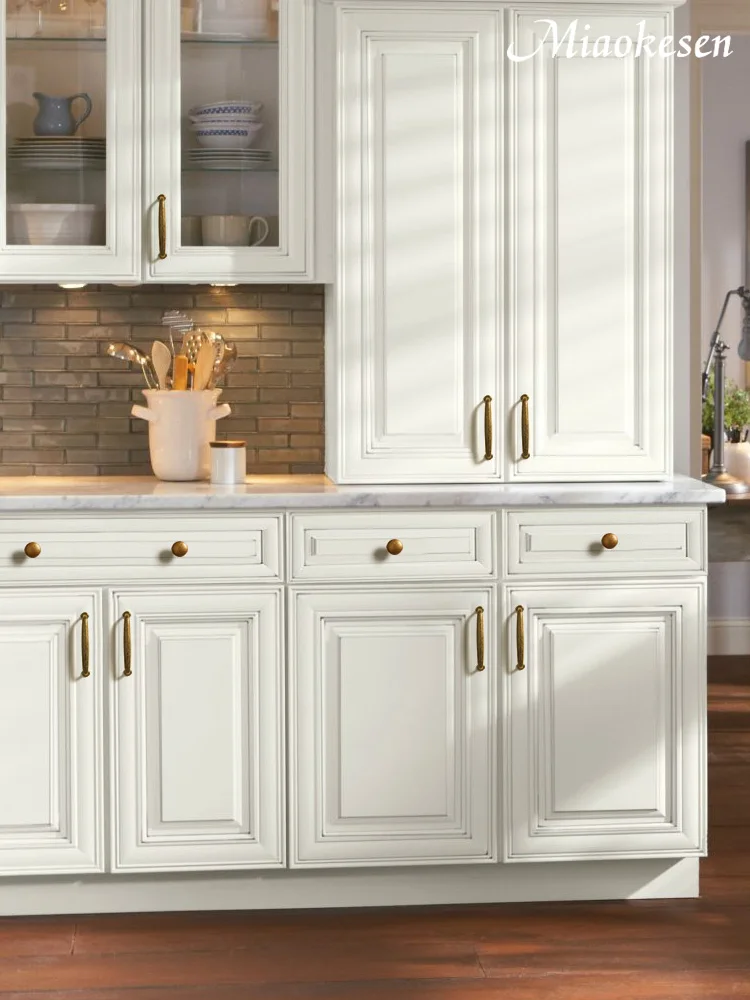 cabinet handles and drawer pulls