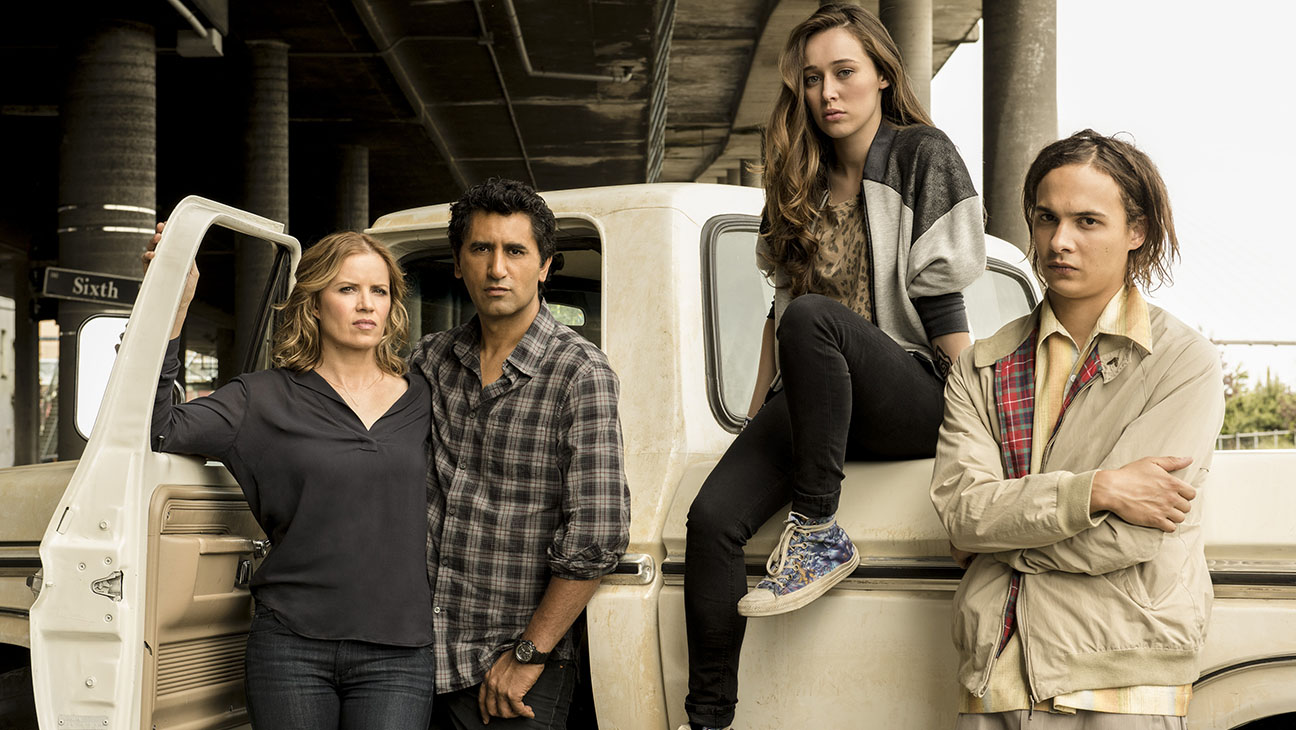 cast of fear the walking dead