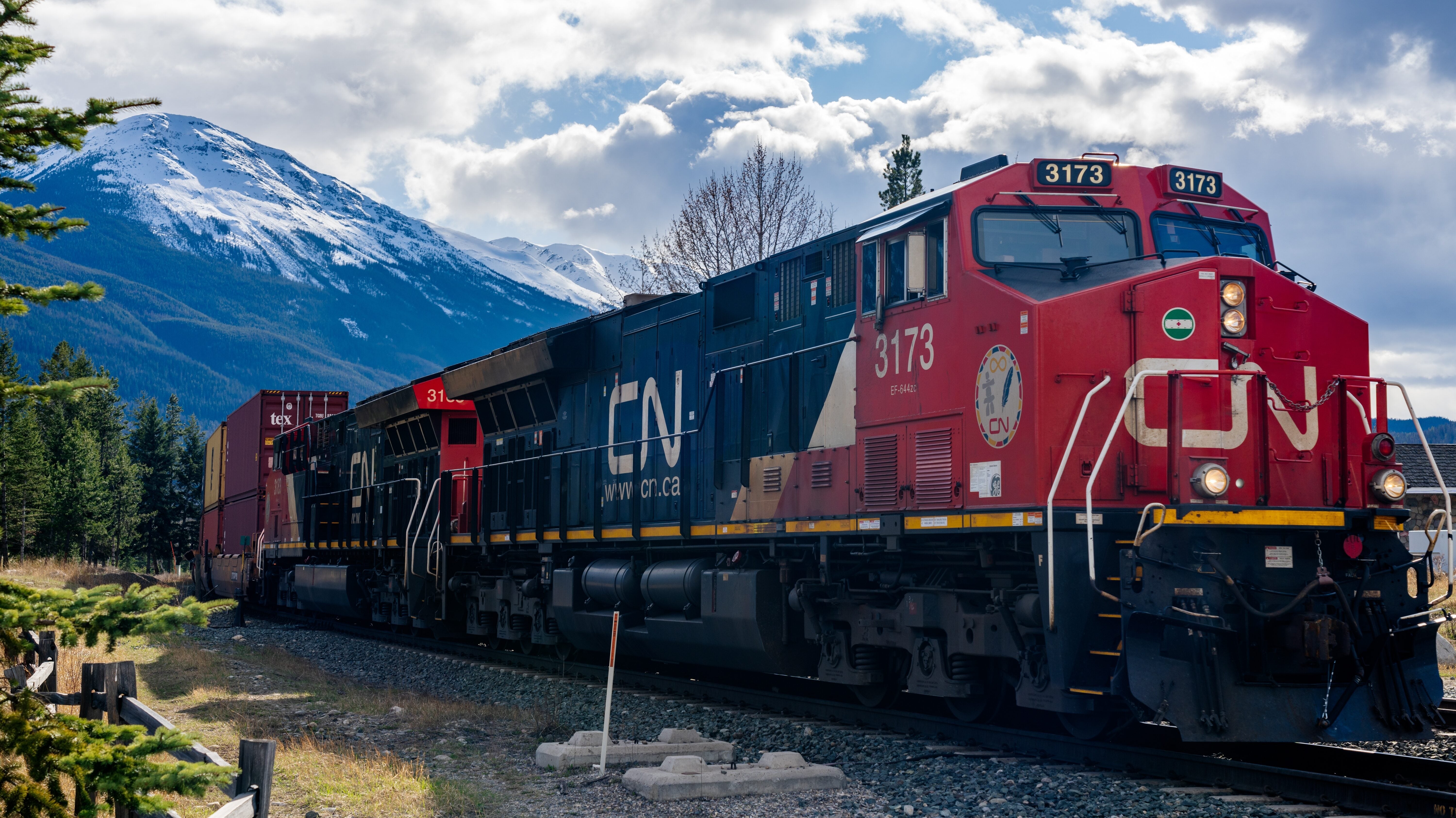 cn rail apply