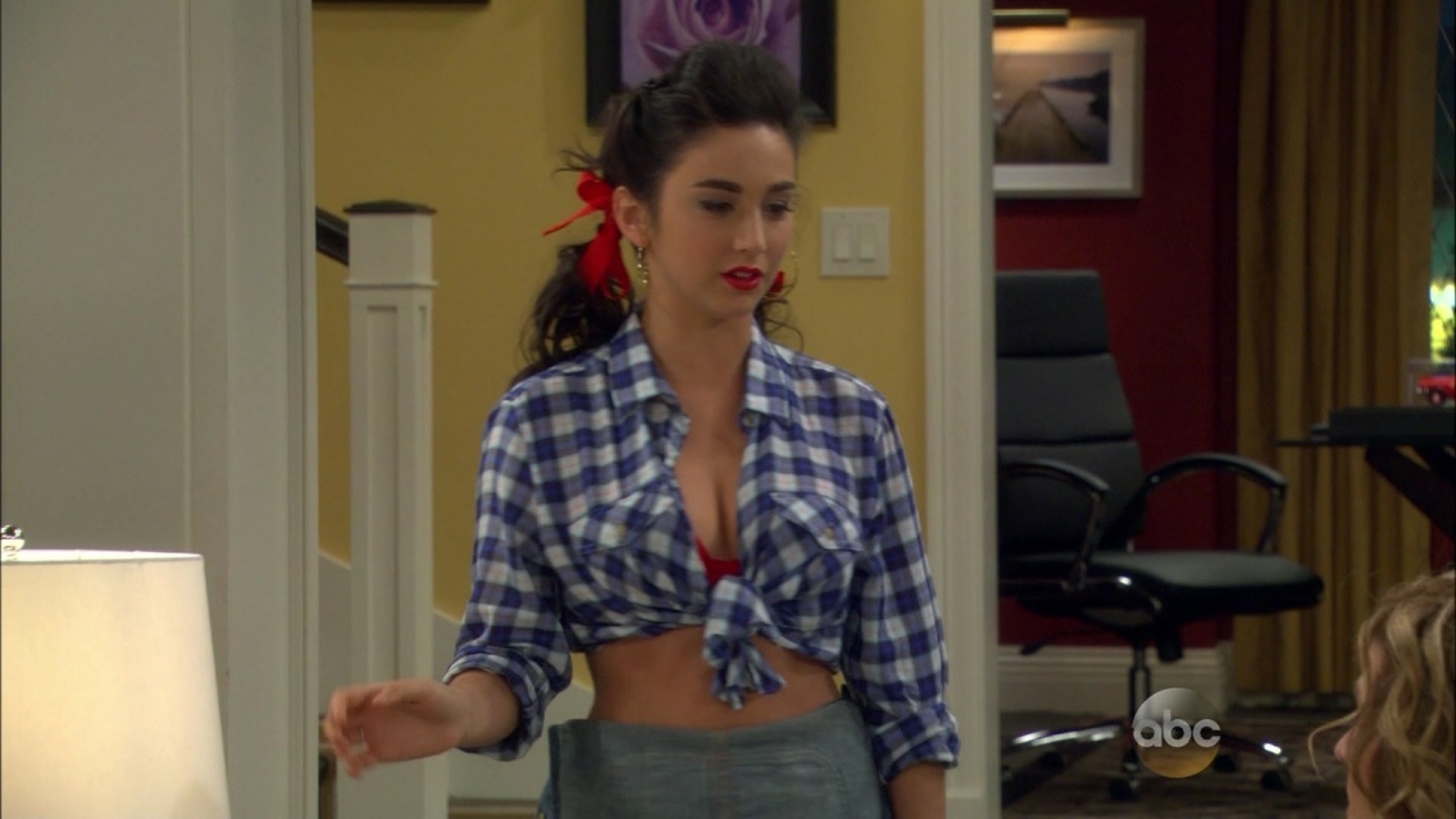 molly ephraim topless