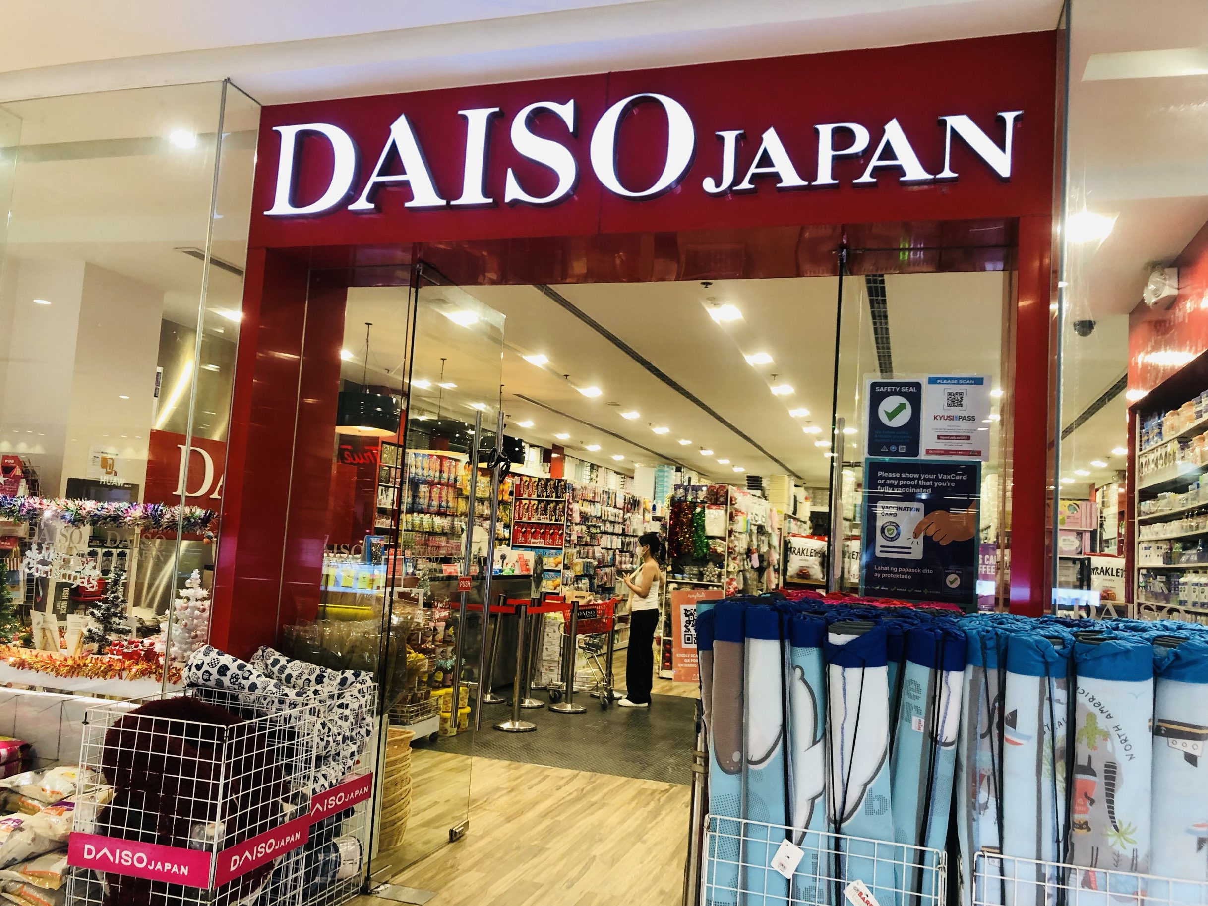 daiso makati