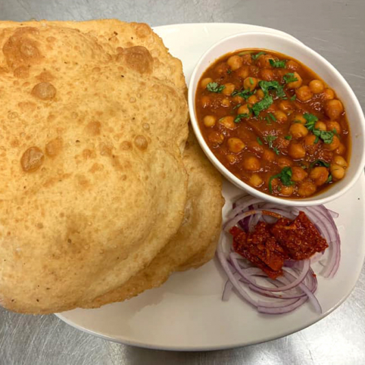 chole bhature near me