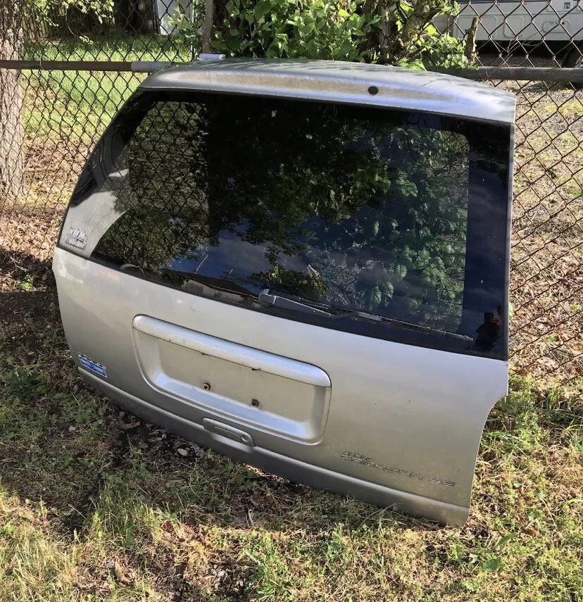 dodge grand caravan liftgate