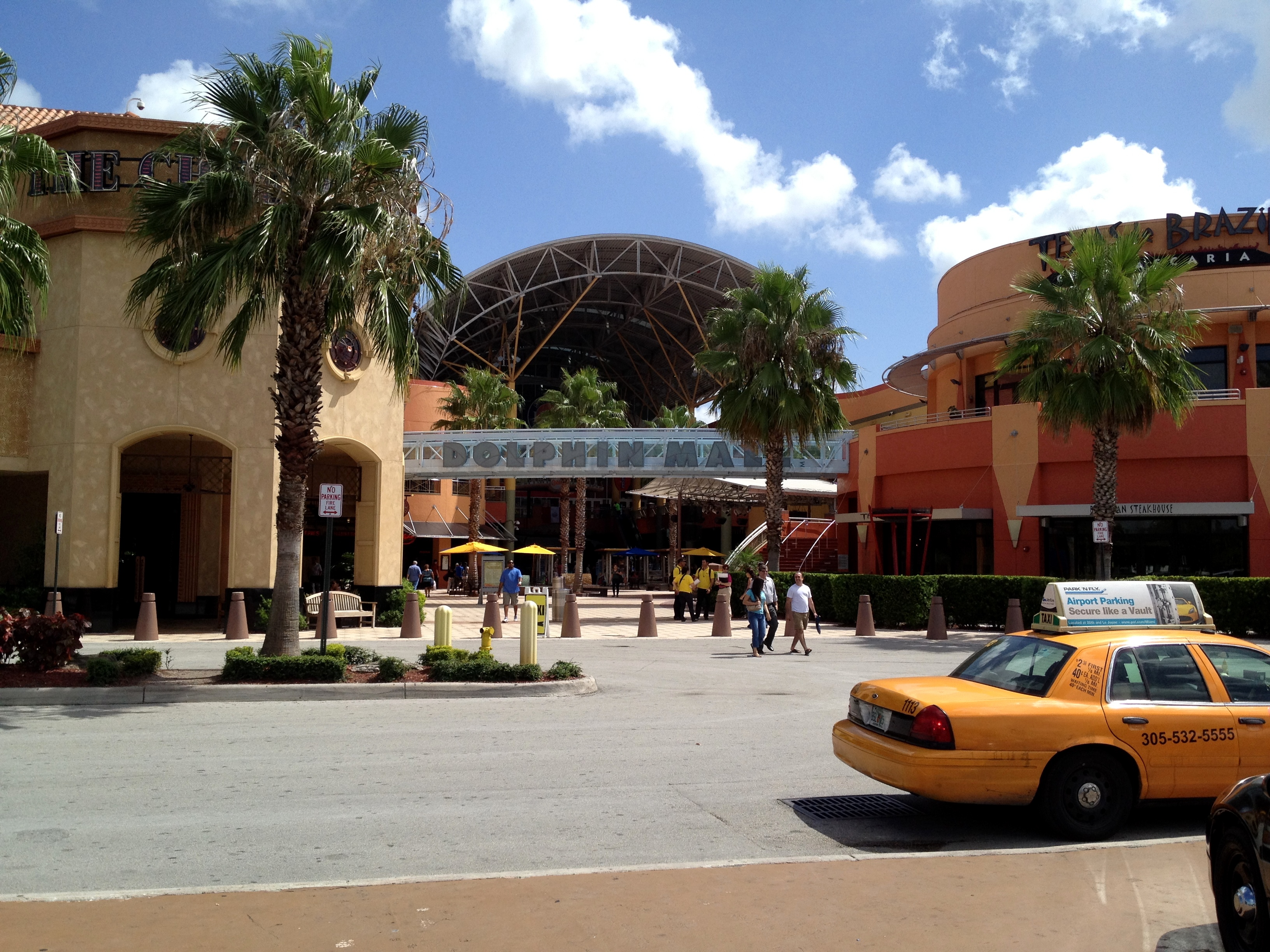 dolphin mall