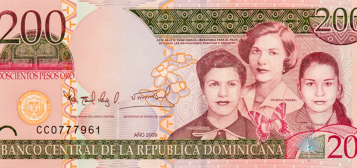 dominican republic money currency