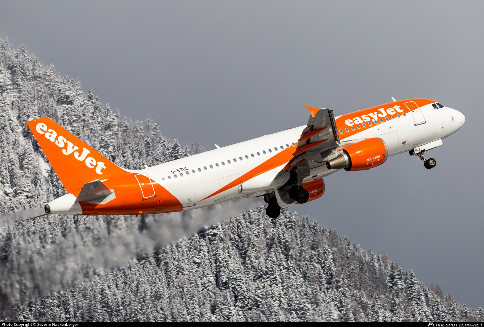 easyjet photo id