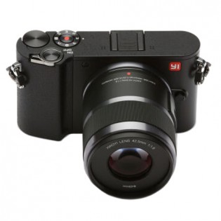 mi mirrorless camera