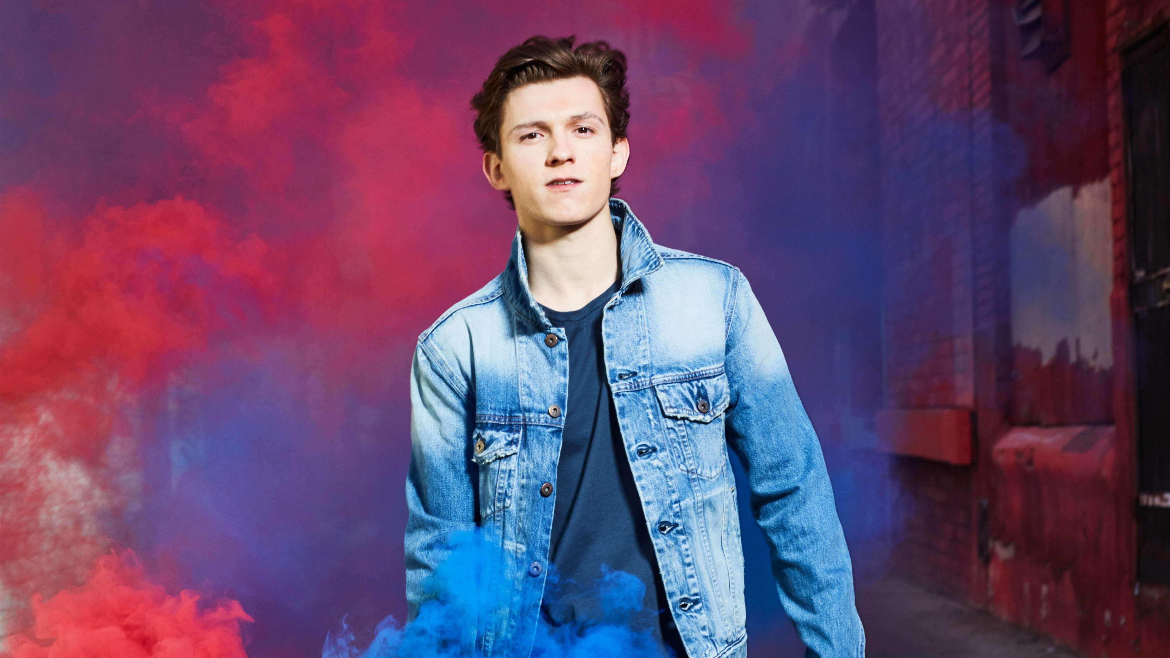 tom holland wallpaper