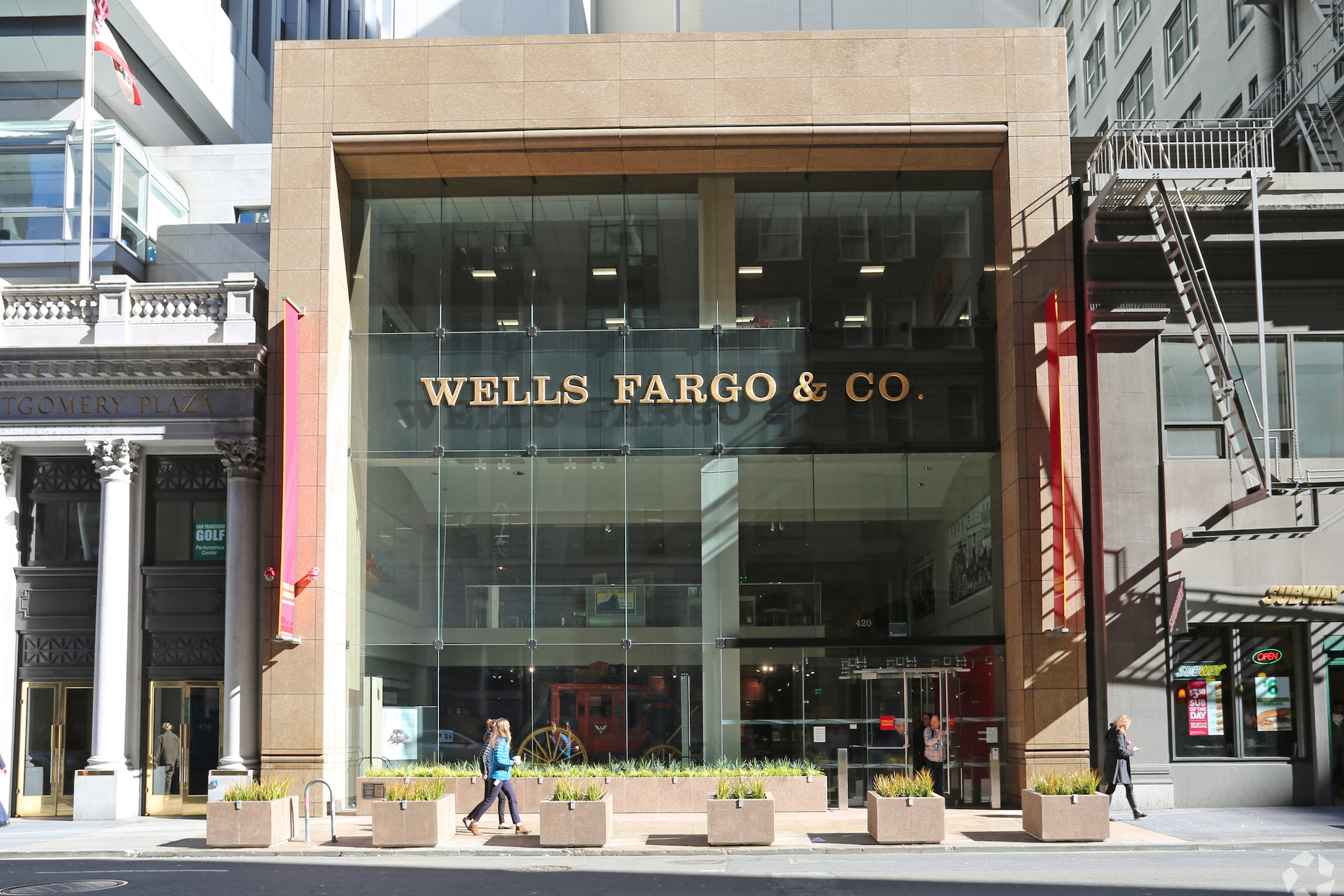 wells fargo bank 420 montgomery street san francisco ca