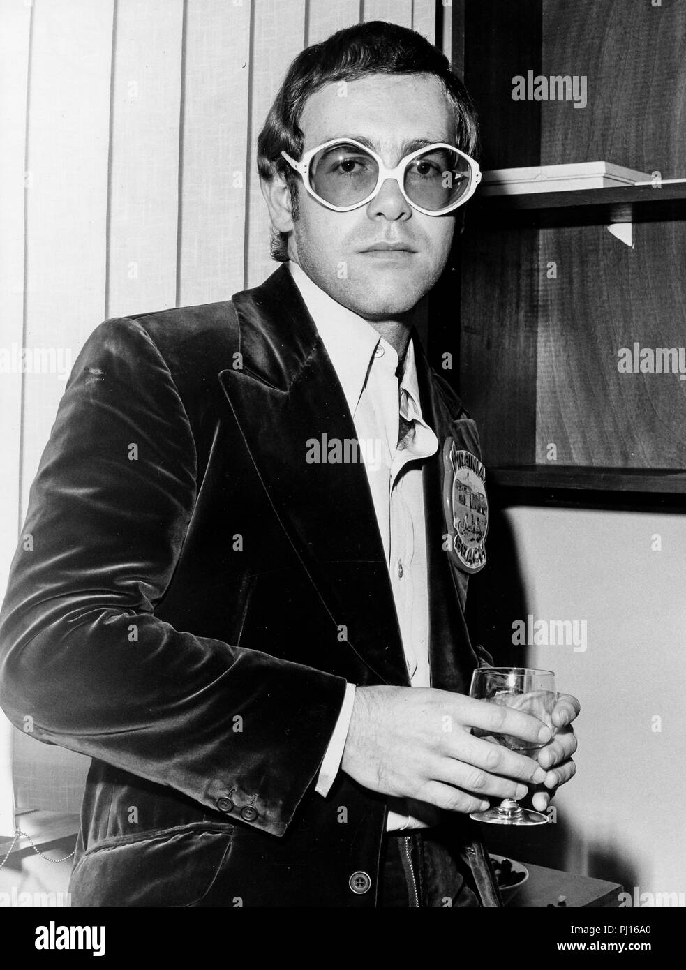 elton john jeune photo