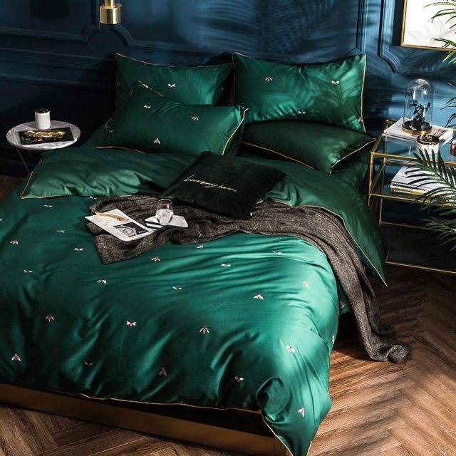 emerald green bed linen