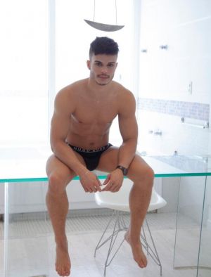 escort boy luxembourg