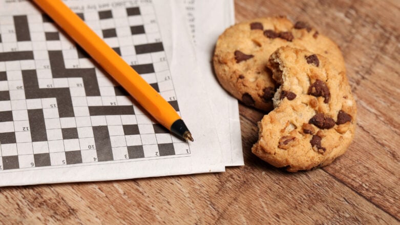 chop down crossword clue