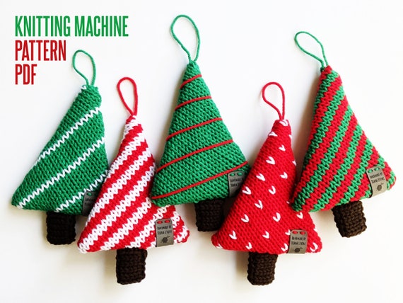 christmas tree decorations to knit