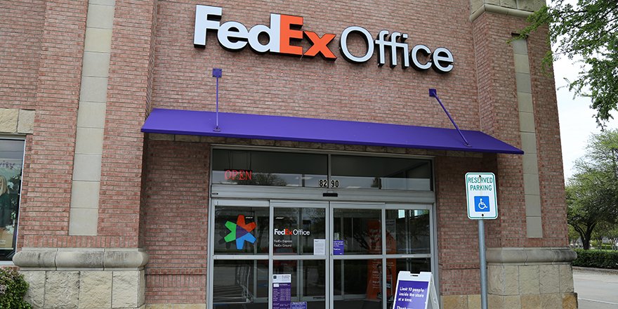 fedex store hours