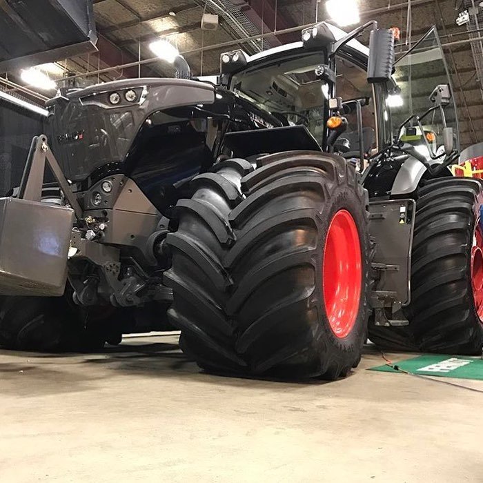 fendt 1050 black