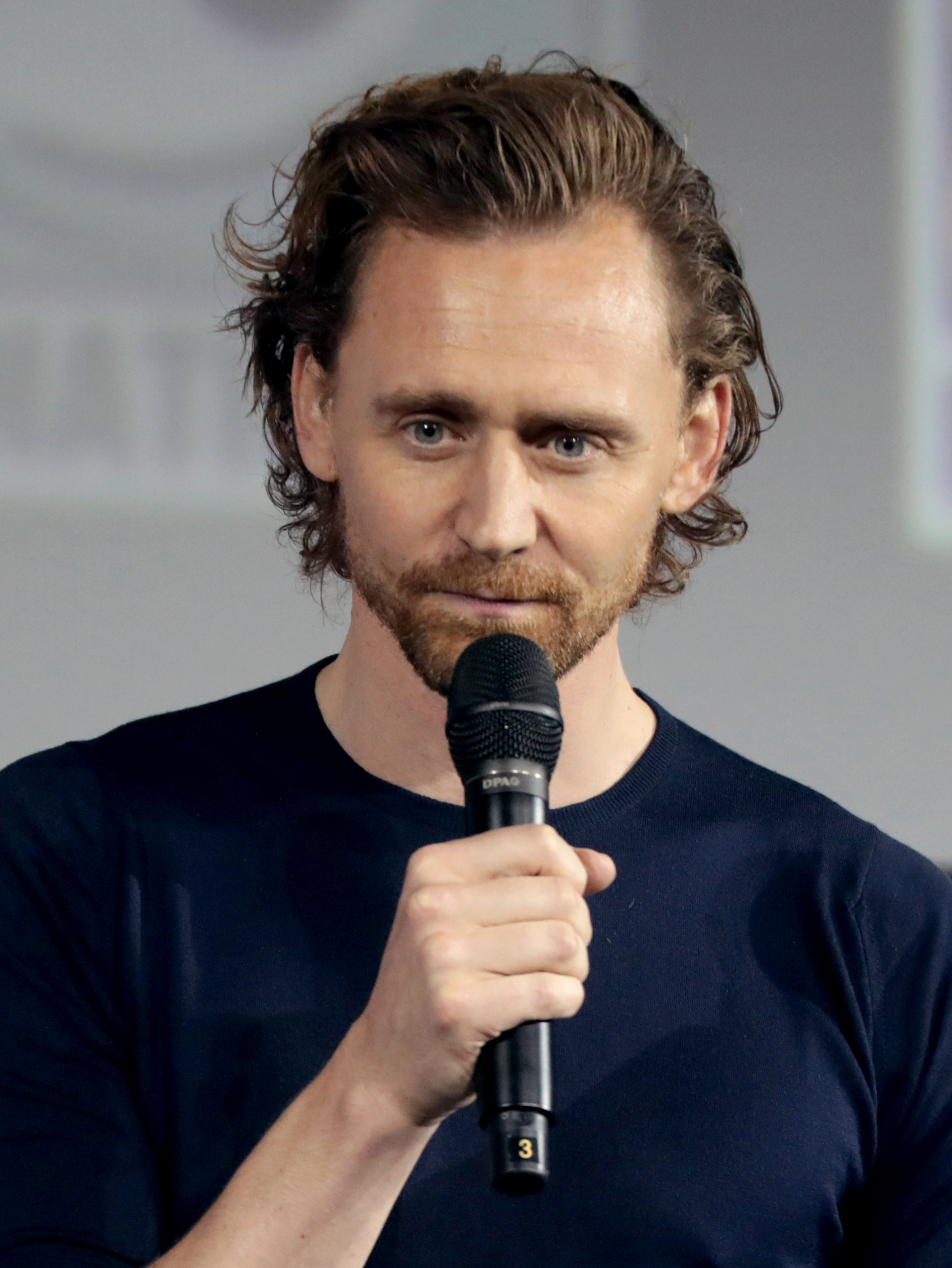 films et séries tv avec tom hiddleston