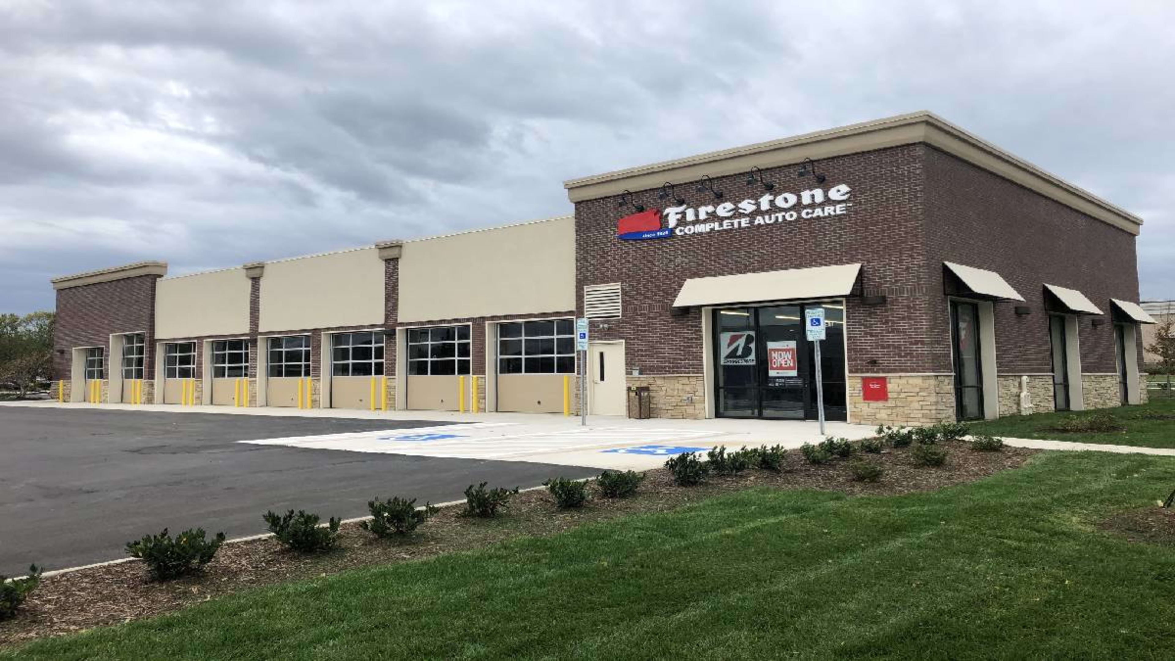 firestone near me open now