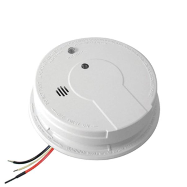 green light blinking on smoke detector