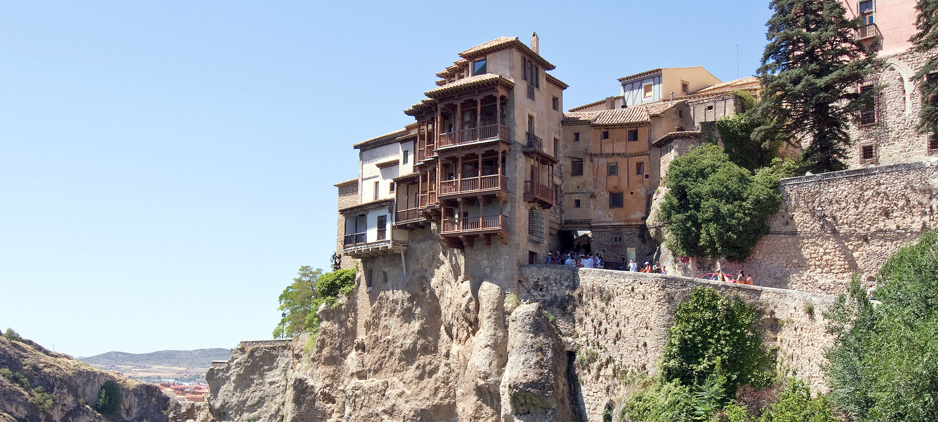 hanging houses spain