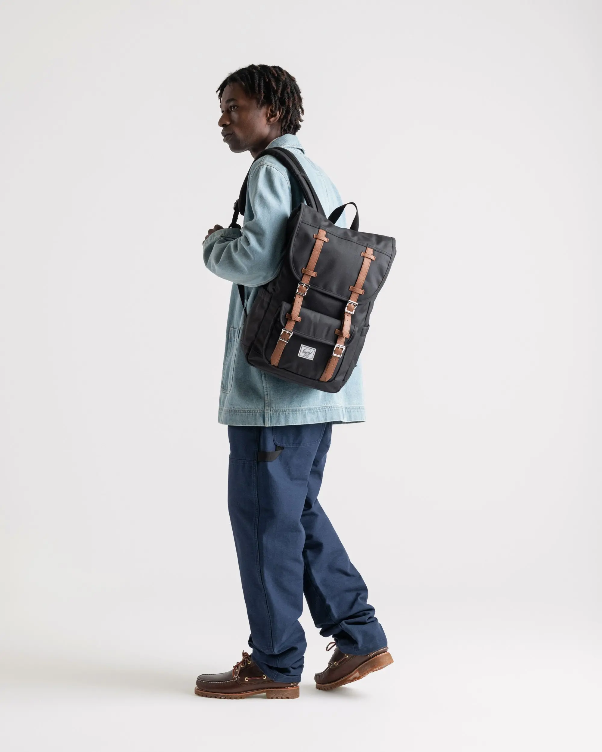 herschel little america backpack mid volume