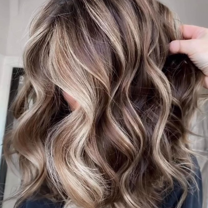 highlights blonde brown