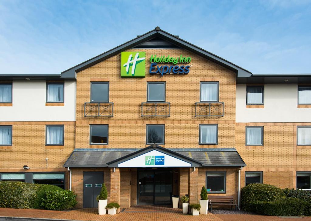 holiday inn express swansea uk