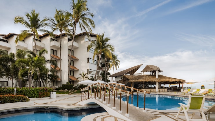 hotel buenaventura puerto vallarta reviews