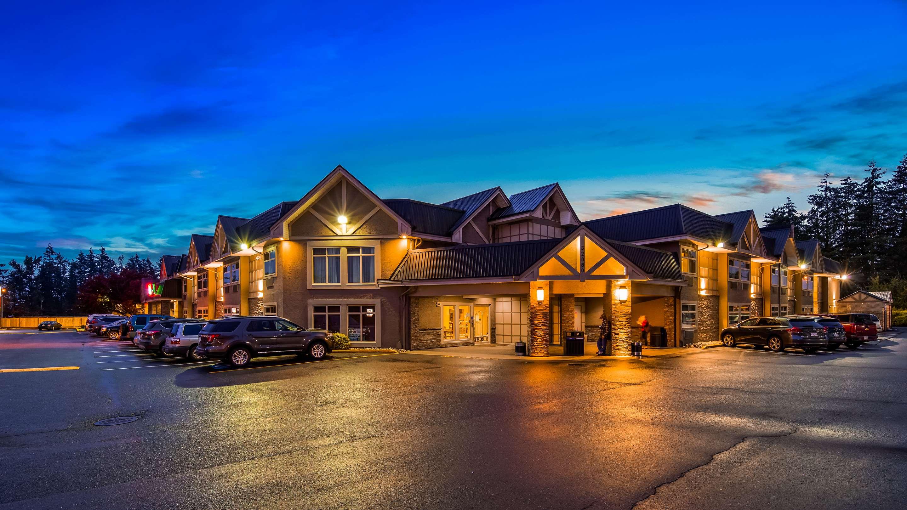 hotels in abbotsford canada