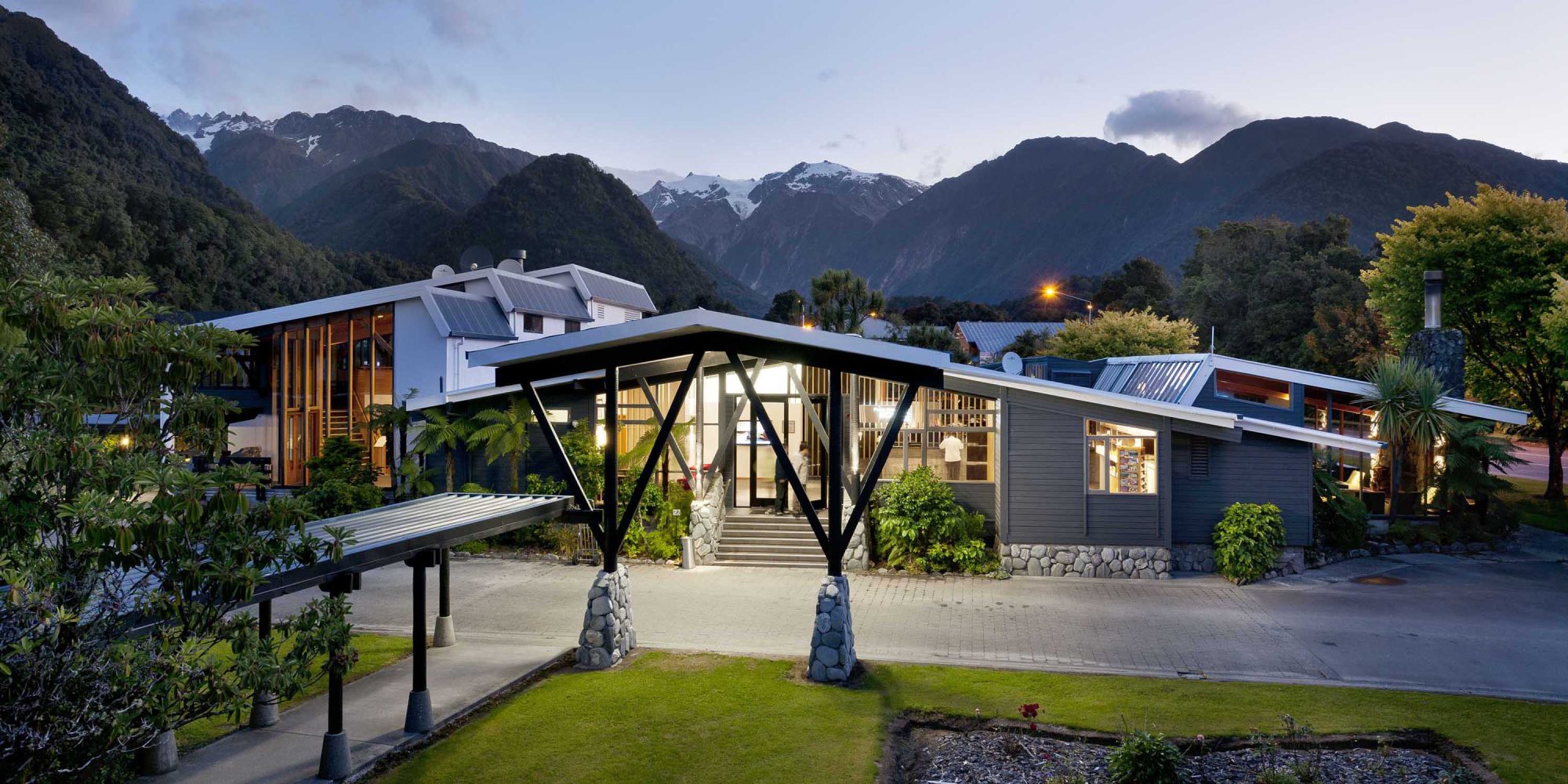 hotels in franz josef