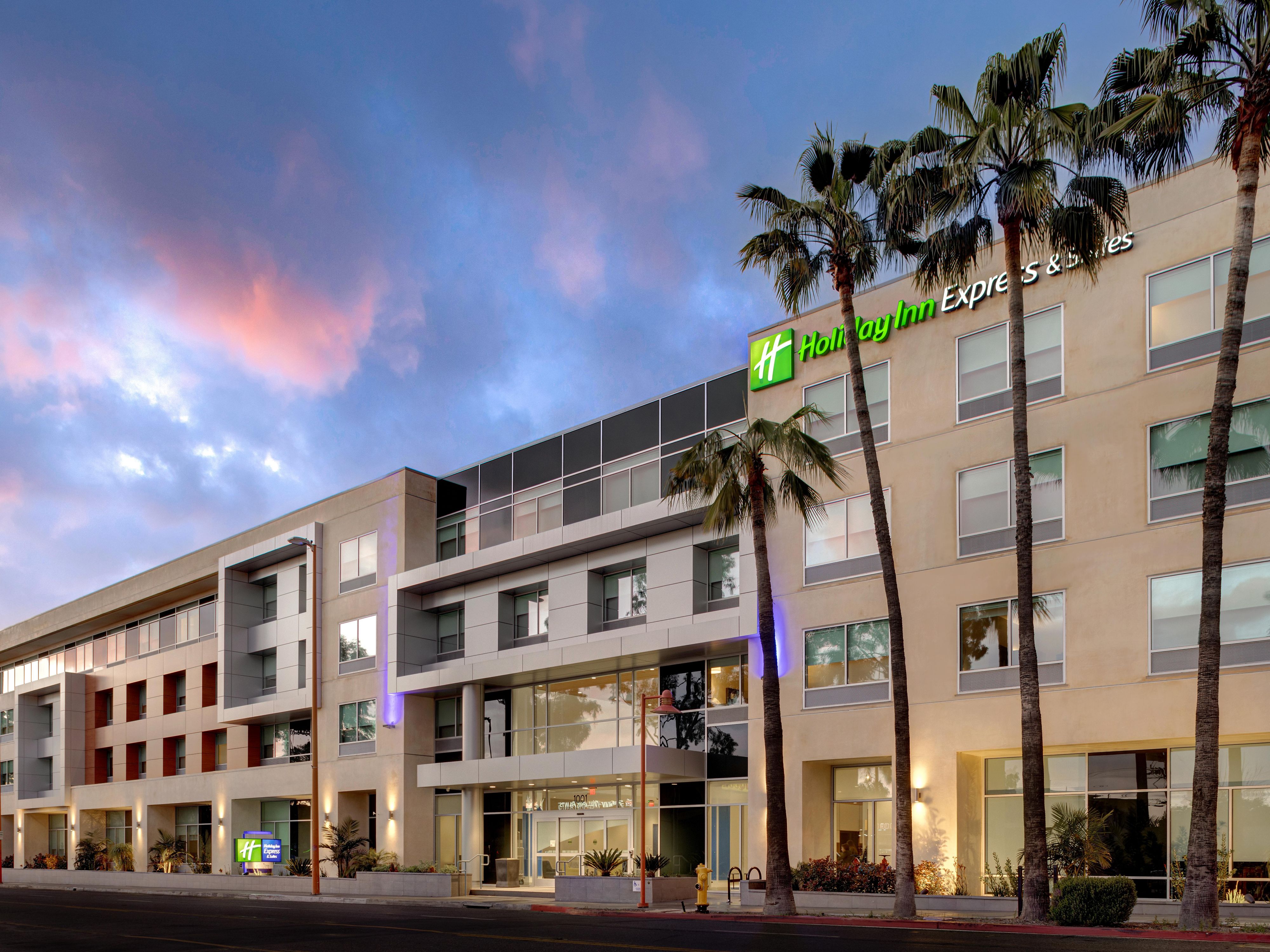 hotels in glendale california