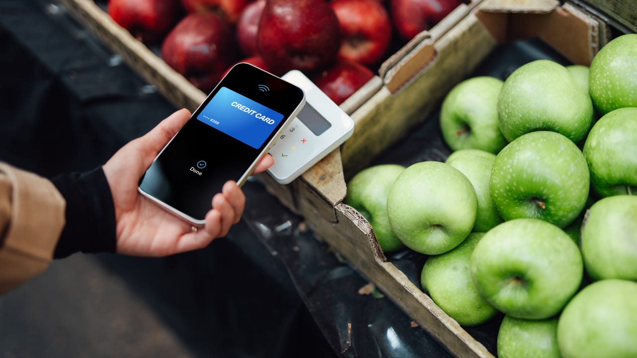 how to use apple pay at a store