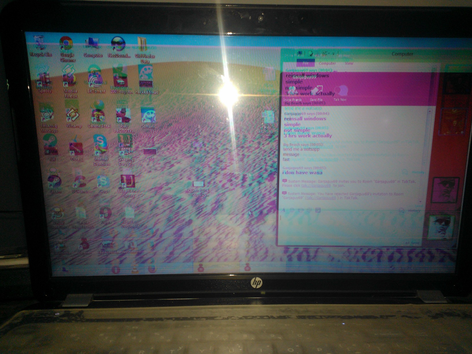 hp laptop screen blinking