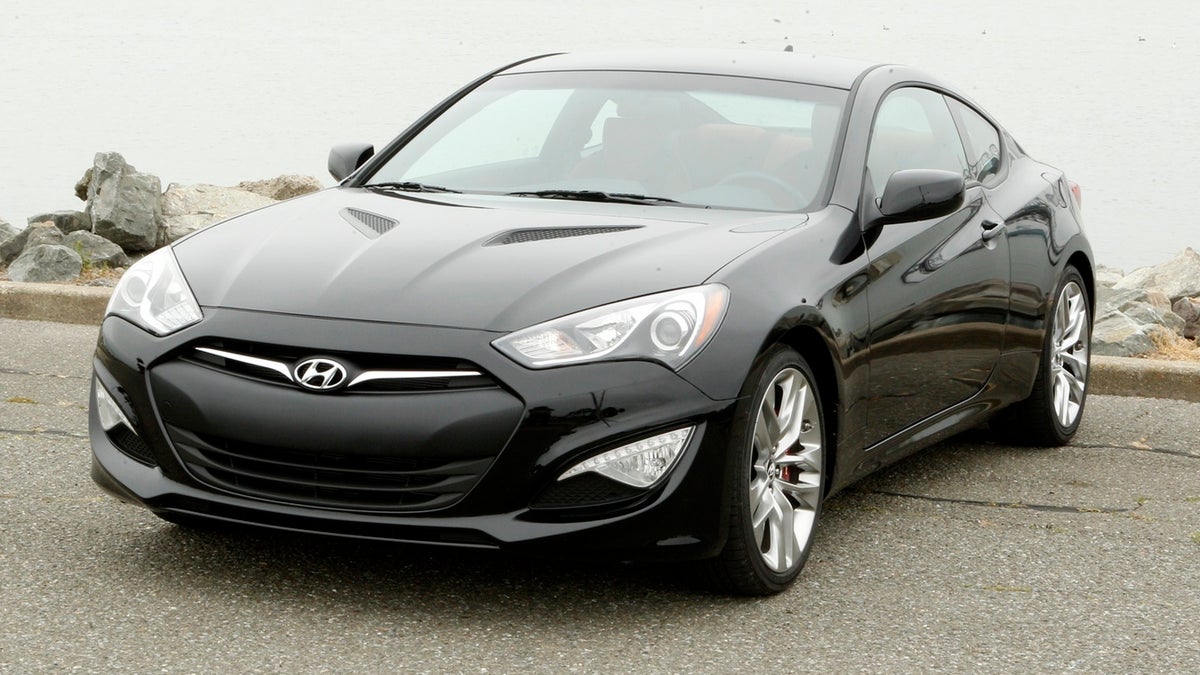 hyundai genesis coupe hp