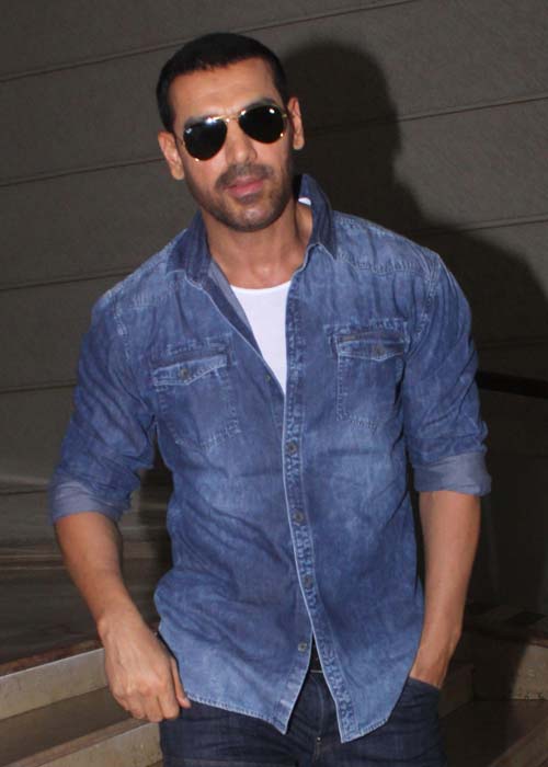 john abraham in short hair