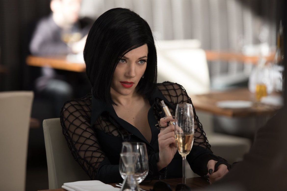 katheryn winnick black hair