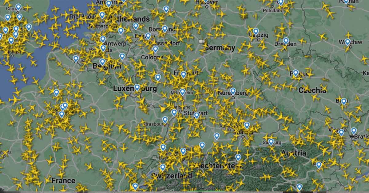 live flight tracker map