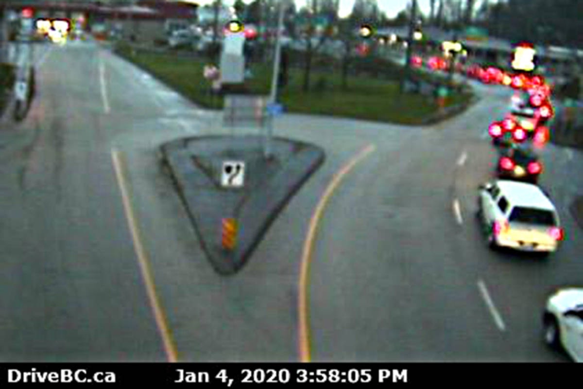 lynden border crossing wait times