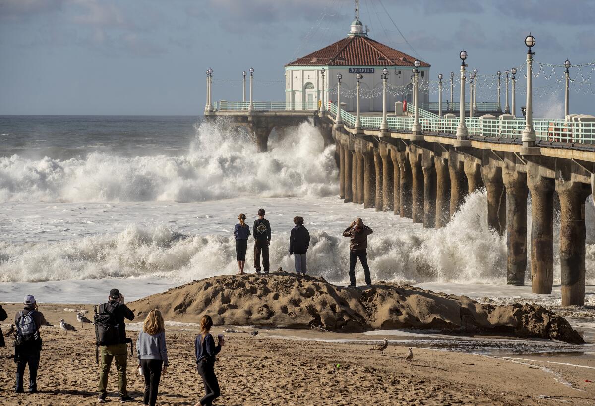 manhattan beach waves today